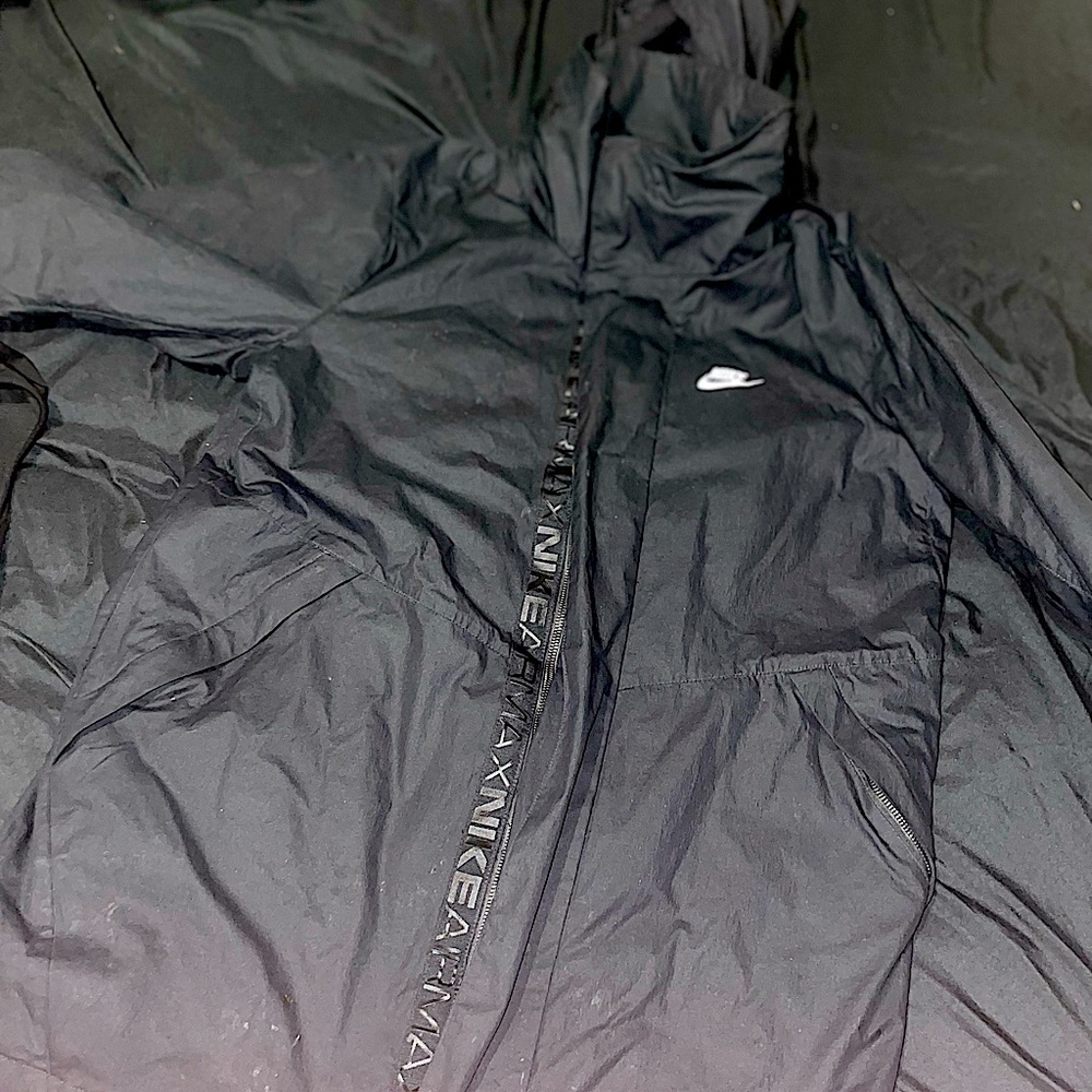 NIKE AIR MAX TRENCHCOAT